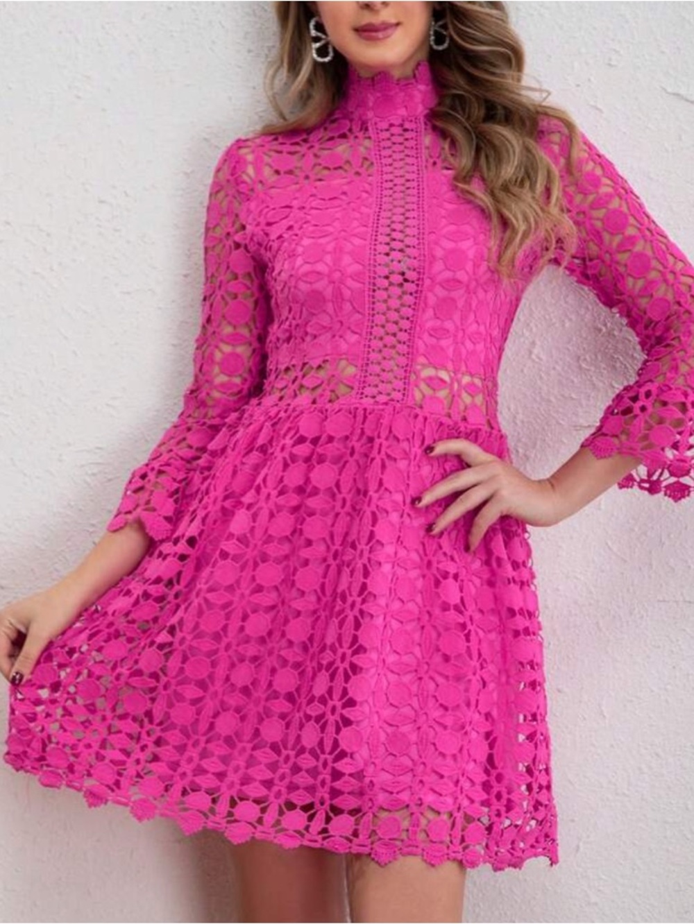 Pink lace dress - Picture 6 of 6